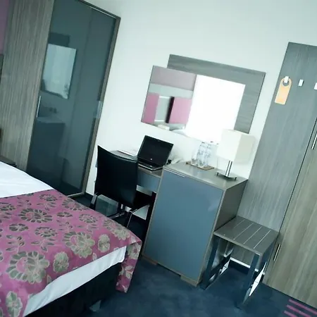 Centrum Business Hotel