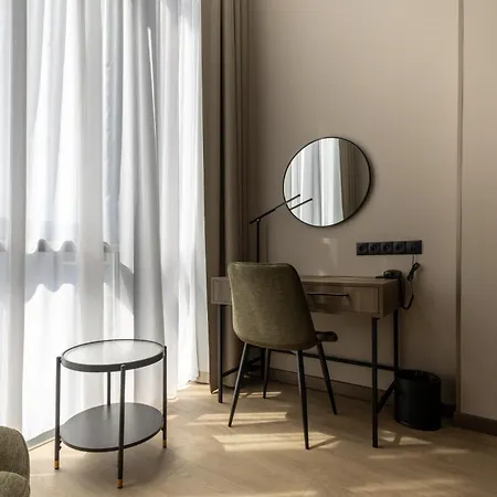 Centrum Business Hotel 4*