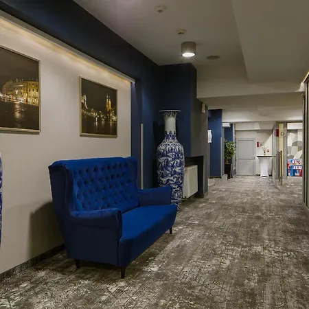 Centrum Business 4*
