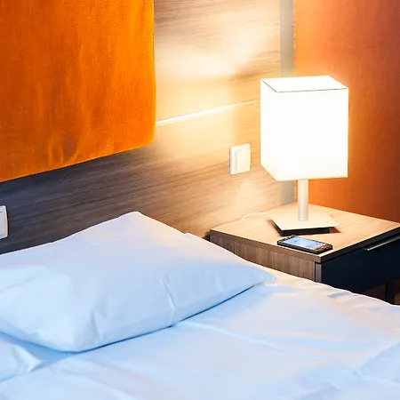 Centrum Business 4*