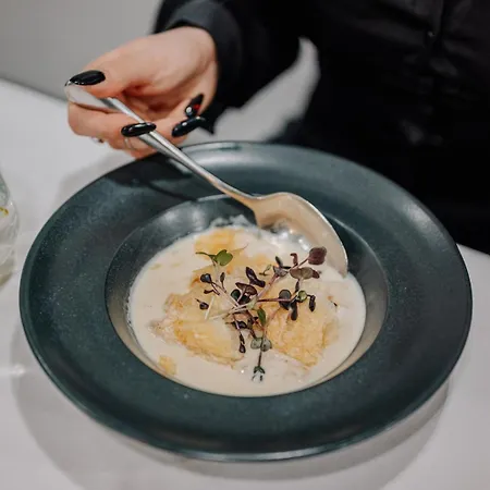 Centrum Business ホテル 4*