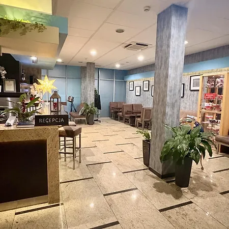 Centrum Business Hotel 4*