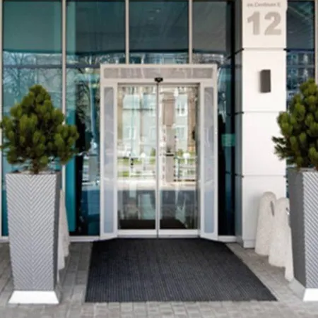 Centrum Business ホテル