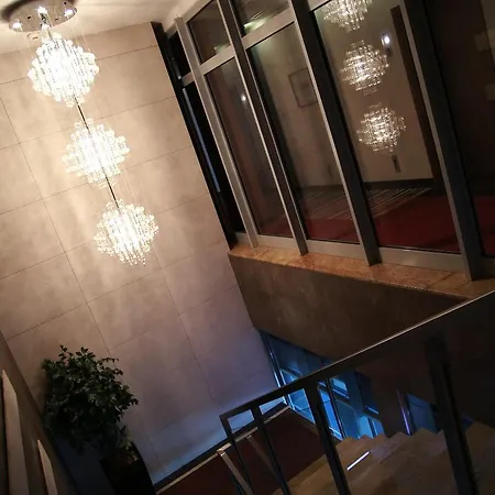 Centrum Business ホテル