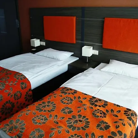 מלון Centrum Business 4*