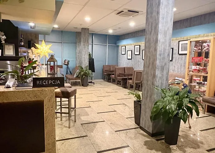 Centrum Business Hotel 4*